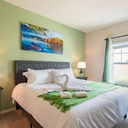 Super Comfy And Spacious 3 Bedroom 10 Minutes From Disney, With Major Shopping 4 Minutes Away كيسيمي المظهر الخارجي الصورة