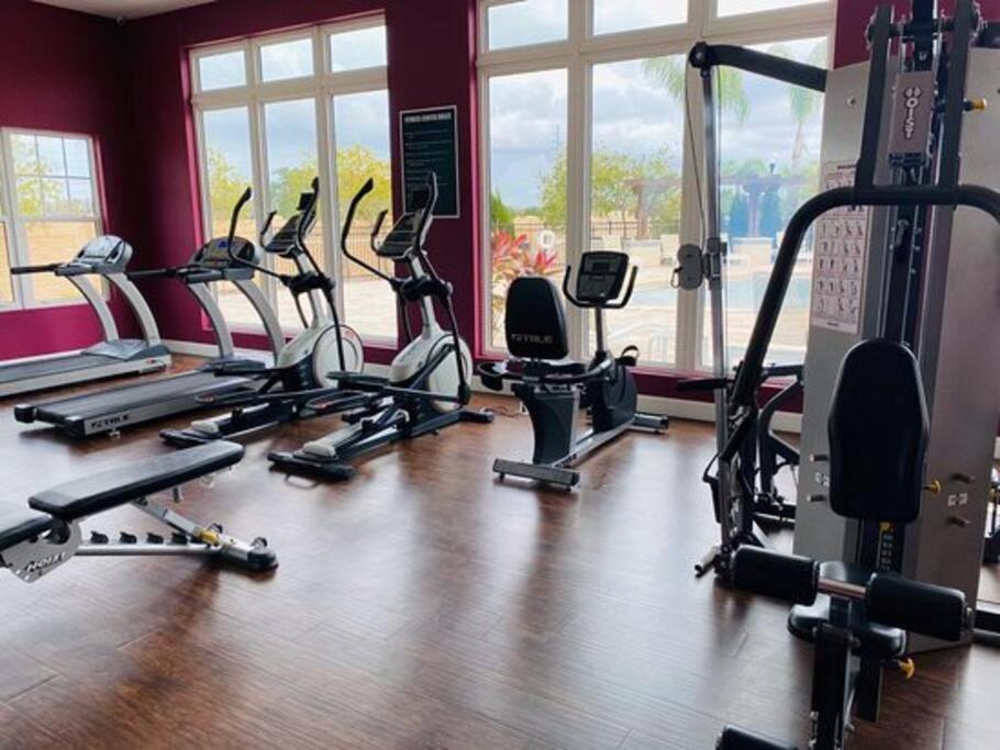 Super Comfy And Spacious 3 Bedroom 10 Minutes From Disney, With Major Shopping 4 Minutes Away كيسيمي المظهر الخارجي الصورة