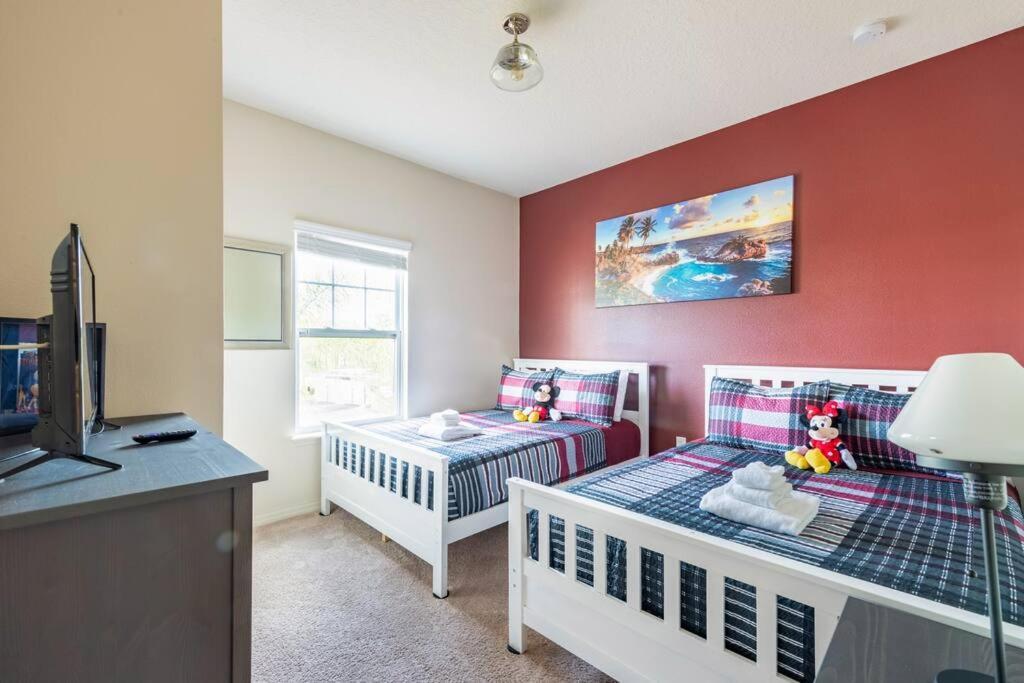Super Comfy And Spacious 3 Bedroom 10 Minutes From Disney, With Major Shopping 4 Minutes Away كيسيمي المظهر الخارجي الصورة