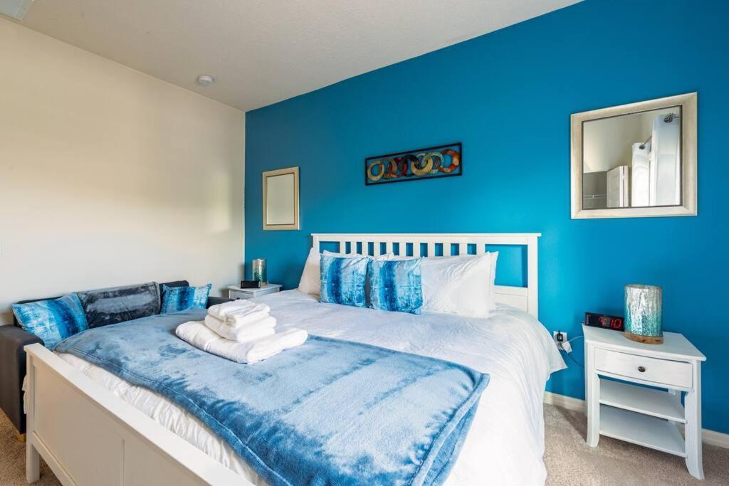 Super Comfy And Spacious 3 Bedroom 10 Minutes From Disney, With Major Shopping 4 Minutes Away كيسيمي المظهر الخارجي الصورة