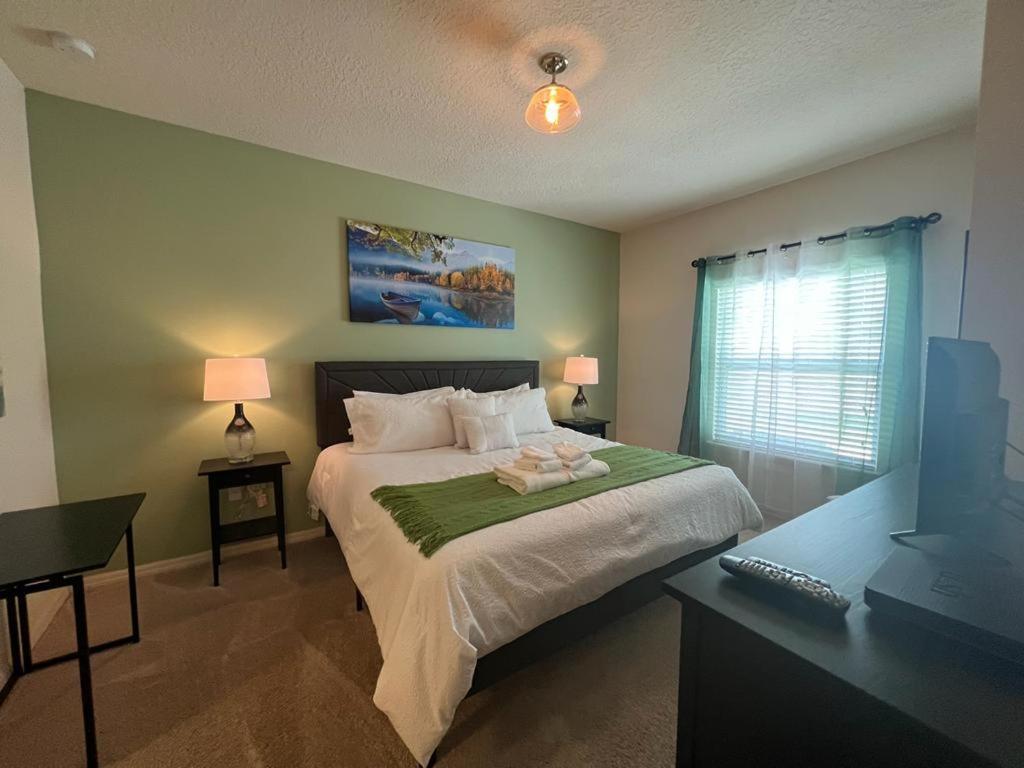 Super Comfy And Spacious 3 Bedroom 10 Minutes From Disney, With Major Shopping 4 Minutes Away كيسيمي المظهر الخارجي الصورة